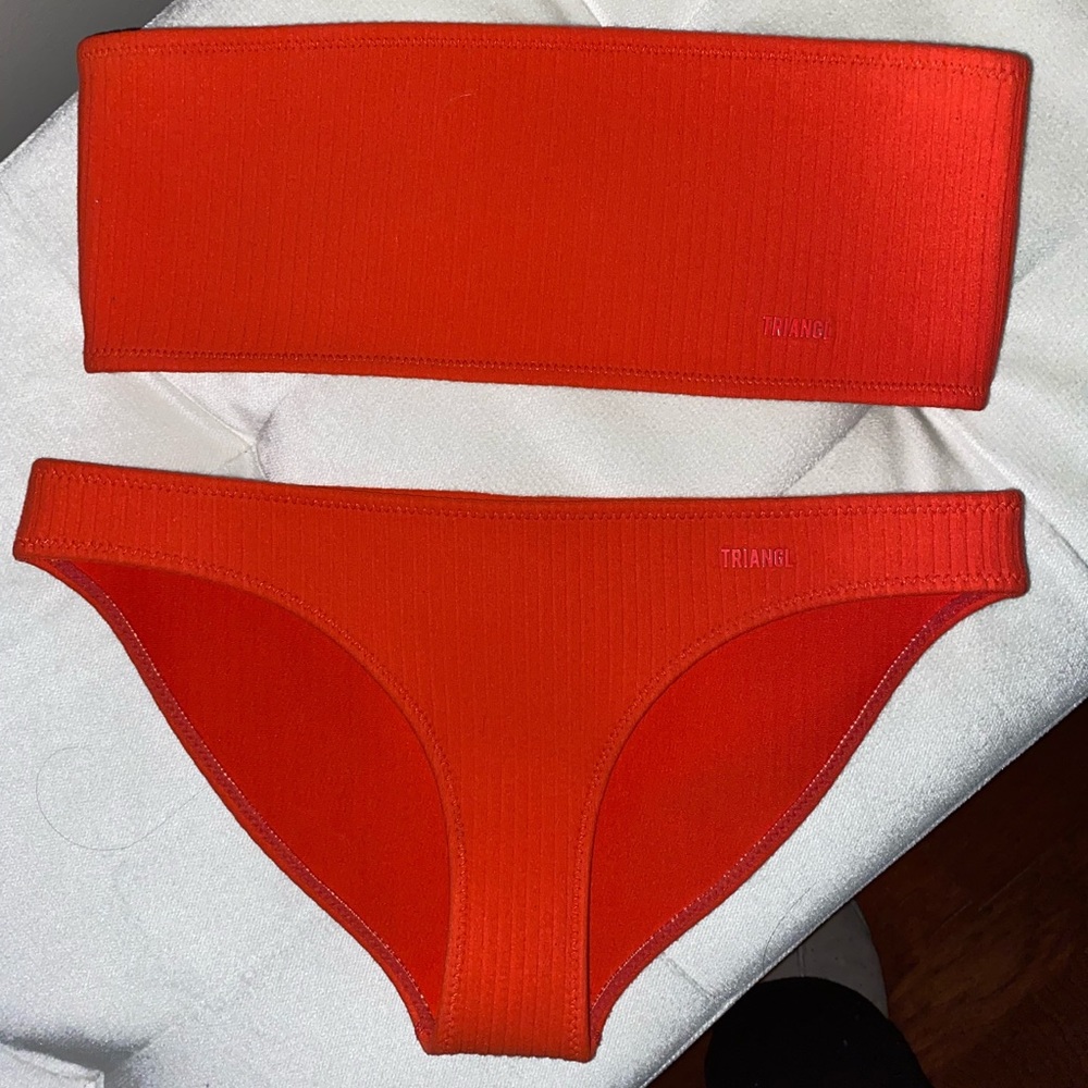 Triangl bikini size small